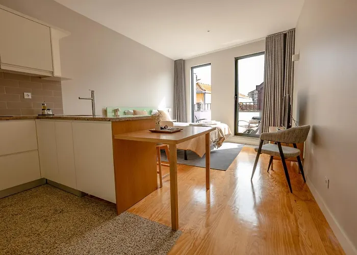 Trendy Formosa Apartment